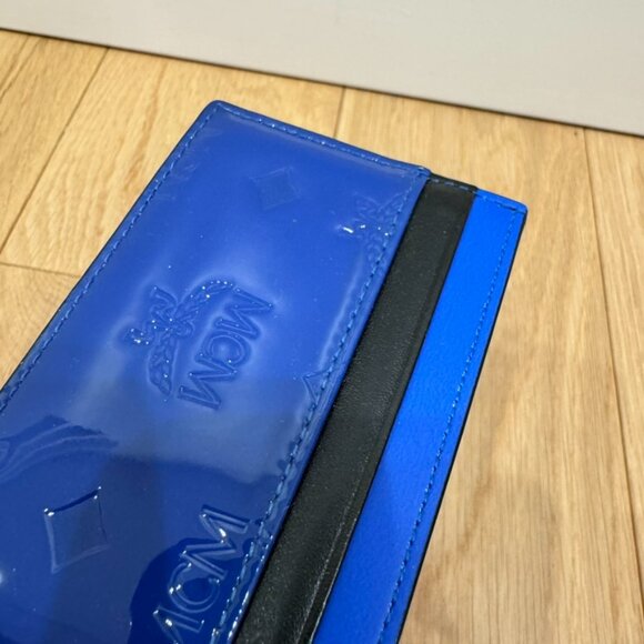 MCM Patricia Monogrammed Patent Leather Card Holder Wallet Neon Cobalt Blue - Picture 5 of 6